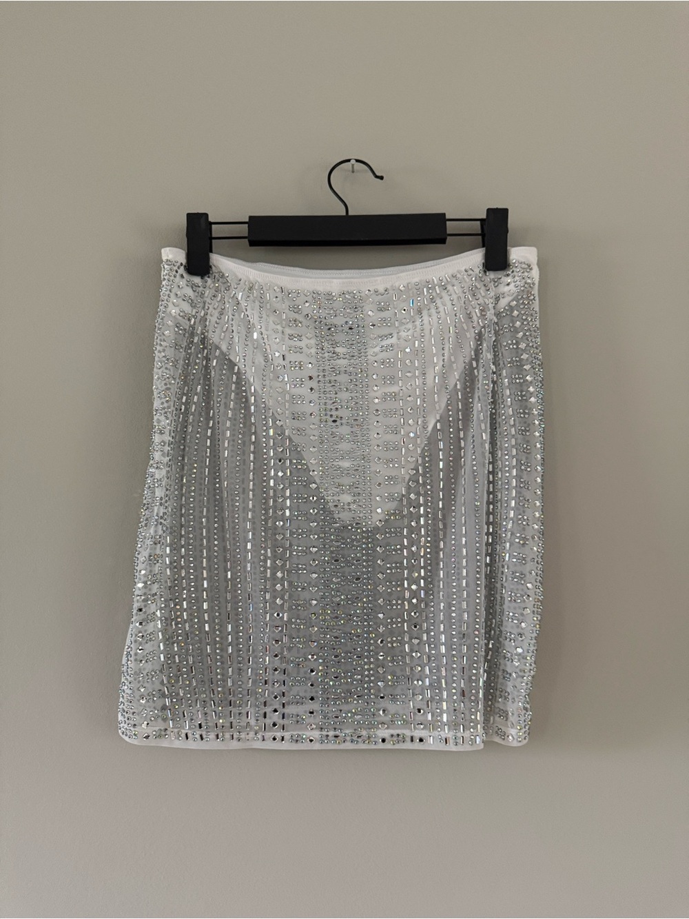 12th Tribe White Sequin Mini Skirt - Picture 4 of 10